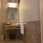 Pensión Mercador 4*