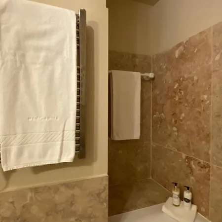 Mercador Πανσιόν