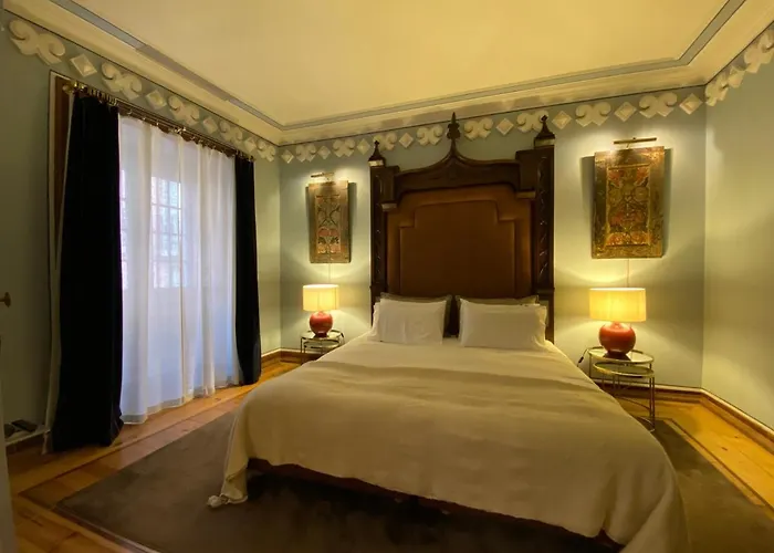 Mercador Guest house 4*