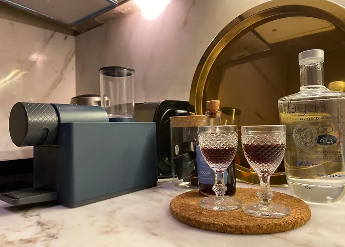 Mercador Guest house 4*